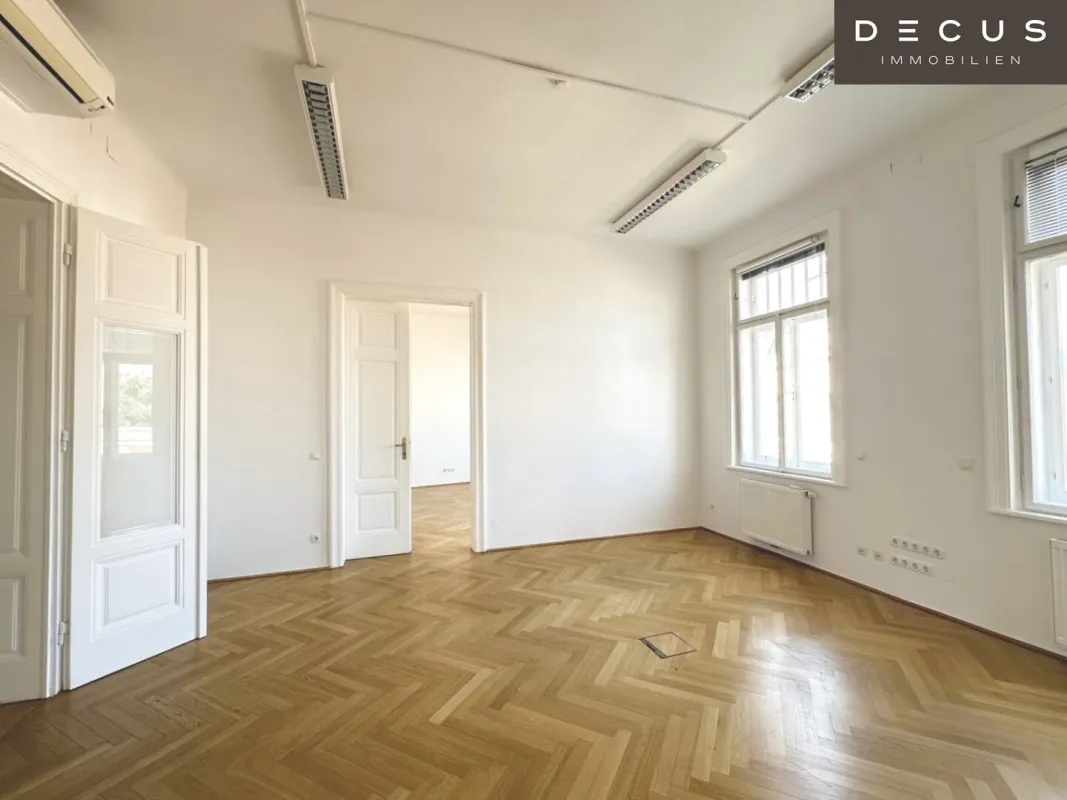 | 4 ZIMMER | SIEBENSTERNGASSE | AB SOFORT VERFÜGBAR | ALTBAU | BESICHTIGUNGEN MÖGLICH - Bild 1