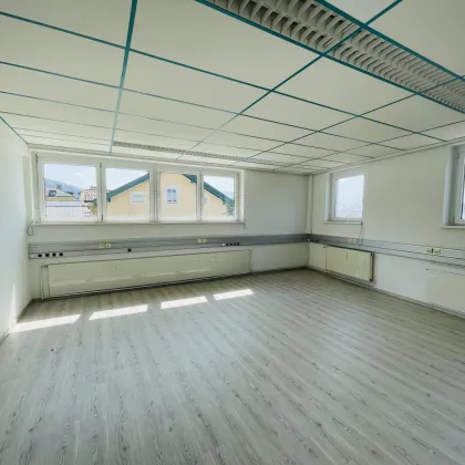 Büroetage mit flexibler Raumaufteilung in verkehrsgünstiger Lage - Bild 2