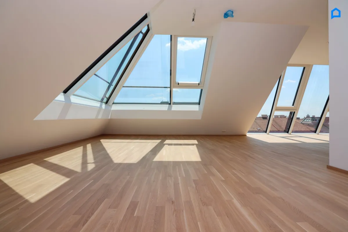 ERSTBEZUG, JETZT einziehen! Kernsanierter Albau mit modernster Ausstattung ab 41 m² -148m² Wohnfläche, 2-4 Zimmer plus Nebenräume, Etagen- und DG Wohnungen, Kurzzeitvermietung möglich ! - Bild 1