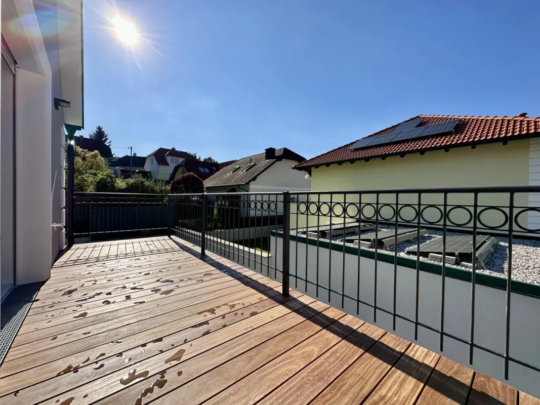Generalsanierte Doppelhaushälfte - Haus 1 - Erstbezug mit PV-Anlage und Garten - Bild 1