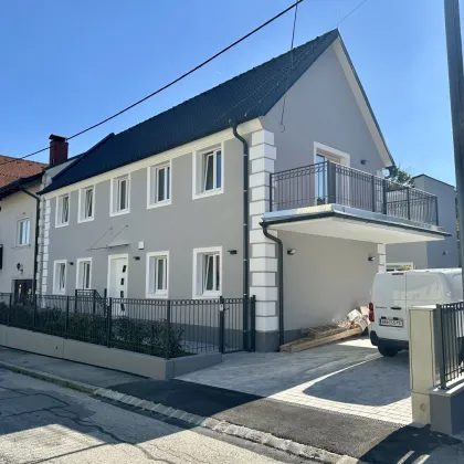 Generalsanierte Doppelhaushälfte - Haus 1 - Erstbezug mit PV-Anlage und Garten - Bild 3