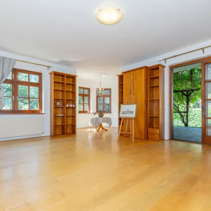 Villa mit 6 Zimmern in Grünlage in Schwechat - Bild 2