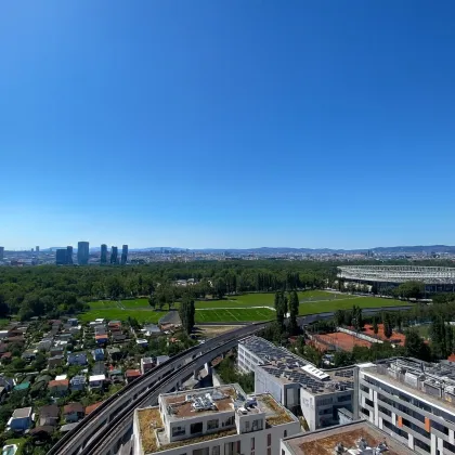 ÜBER DEN WOLKEN - 20.Liftstock - 3 Zimmer - ca. 90m² gew. NFL - ca. 23,41m² Freifläche - hochwertige Ausstattung - U-Bahn - Bild 2