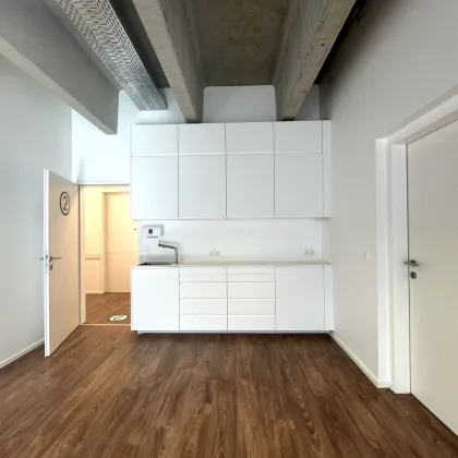 An der Schanze: Ordination mit großer Terrasse | Nähe U1/Donauzentrum - Bild 2