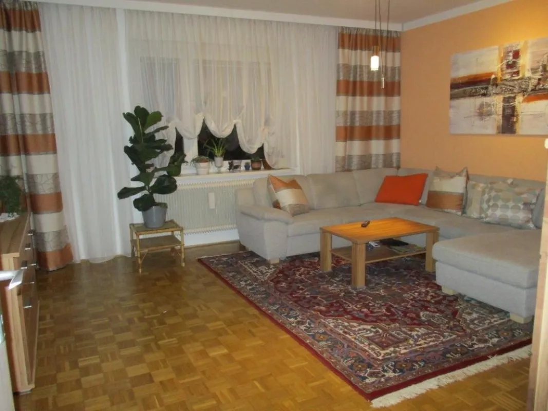 Gut vermietete Anlegerwohnung mit Balkon in Bruck/Mur zu kaufen ! - Bild 1