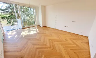 Summer Sale! MUST HAVE für Familien! Großer Balkon + Lift direkt in die Wohnung + 4,5 Zimmer + Erdwärme + Höchste Qualität + Perfekte Raumaufteilung + Viel Privatsphäre + Blick uns Grüne!