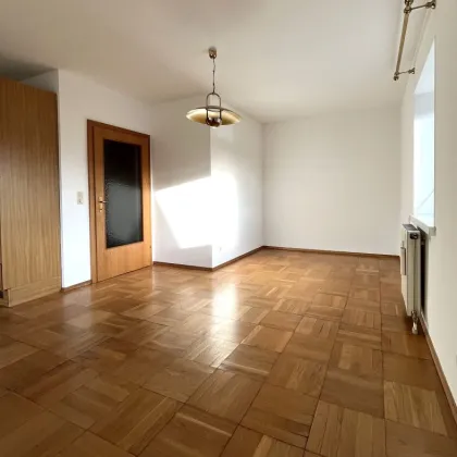 2-Zimmer Wohnung mit Balkon und Carport-Abstellplatz! - Bild 2