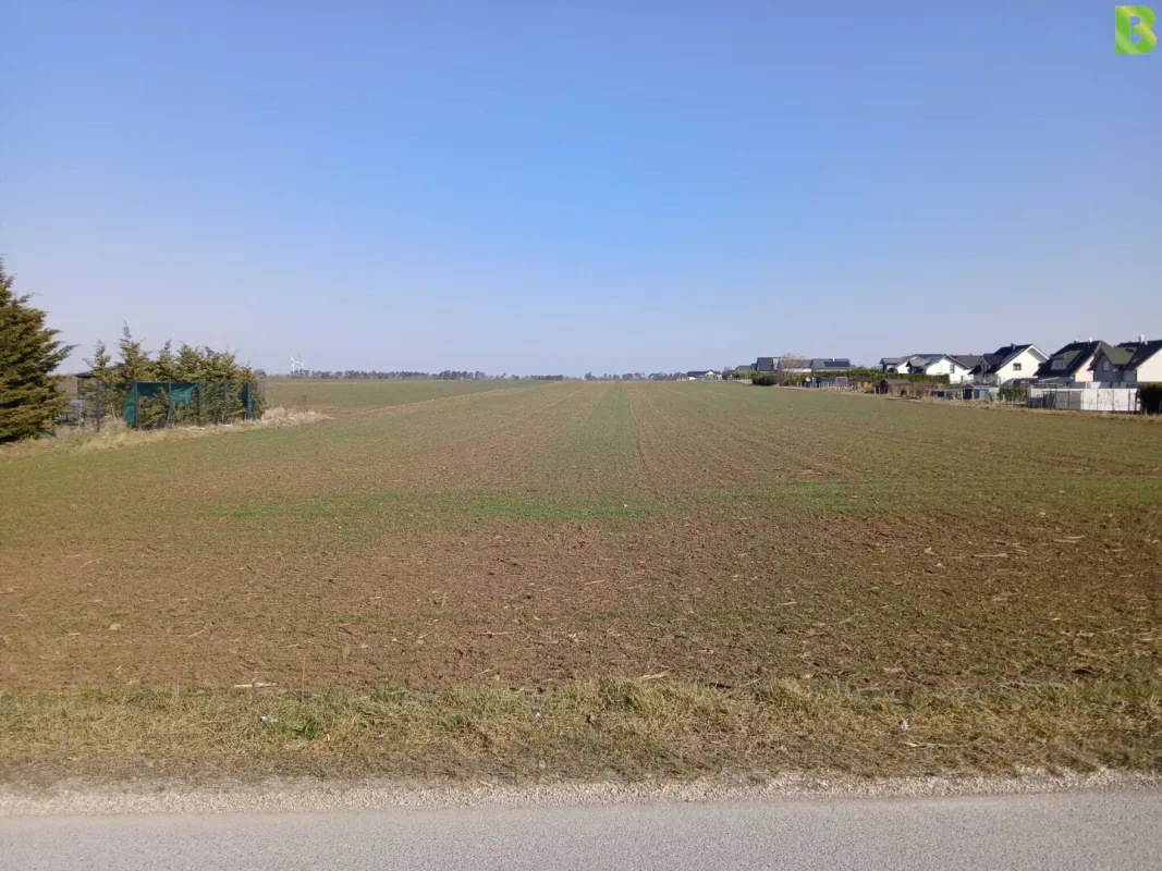 3 neue leistbare Baugrundstücke von 528 m2 - 613 m2 in Gänserndorf - Bild 1