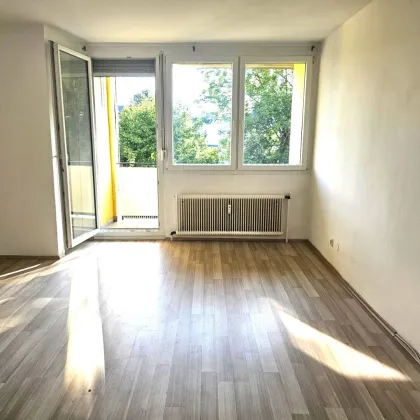 Kompakte Wohlfühloase in Graz: Gepflegte 40m² Wohnung mit Loggia und Parkplatz! - Bild 3