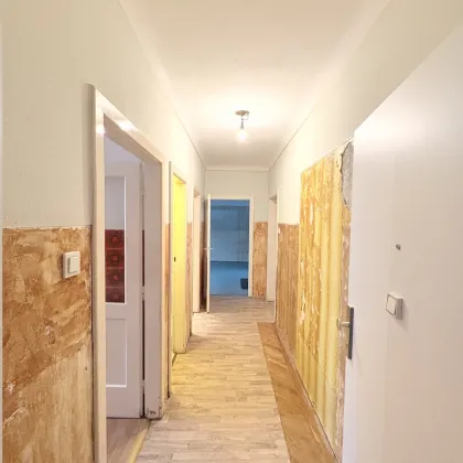 Sanierungsbedürftige 4-Zimmer Wohnung in perfekter Kombination aus Stadt und Land! - Bild 2