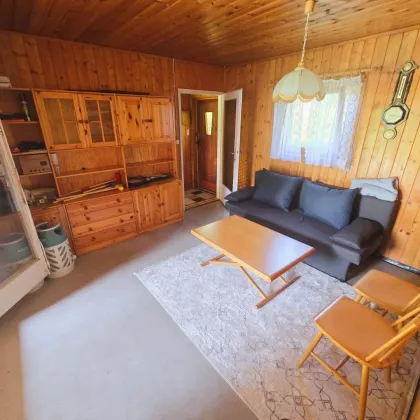 + SOMMERAKTION - EINMALIGE CHANCE + Ferienhaus am Neufelder See - Möglich auch als Zweitwohnsitz - paar Minuten vom Badesee entfernt - Privatstraße um nur € 44.900,- - Bild 2