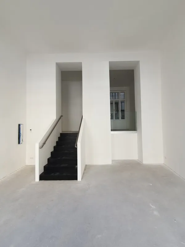 Geschäftslokal - Edelrohbau in der Porzellangasse - Bild 1