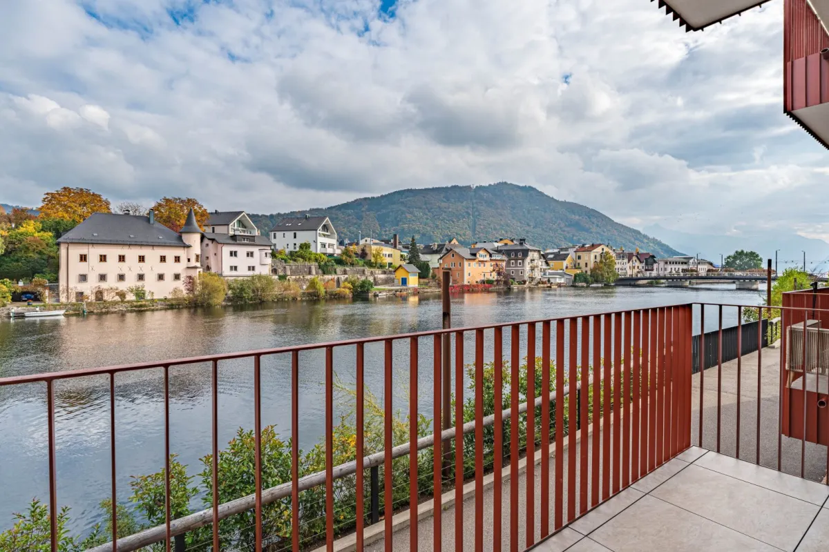 Exklusive Mietwohnung am Traunsee – hochwertig möbliert & einzigartig gelegen - Bild 1