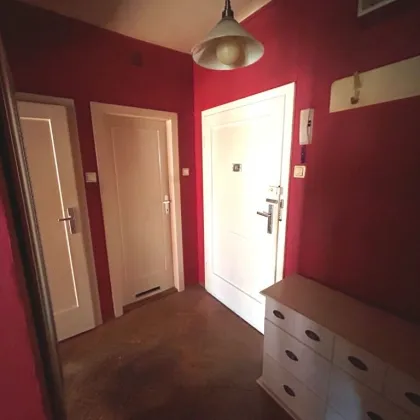 Wohnung mit Balkon in sehr guter Lage - Bild 2
