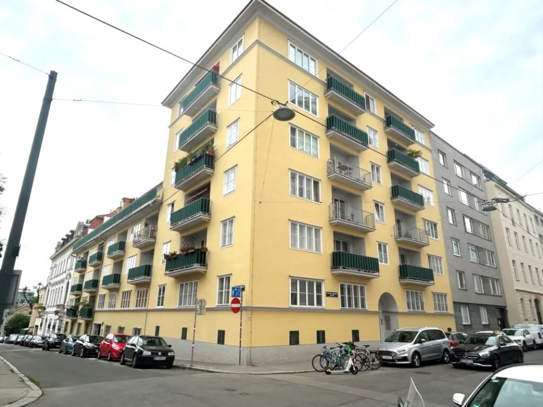 Wohnung mit Balkon in sehr guter Lage - Bild 1