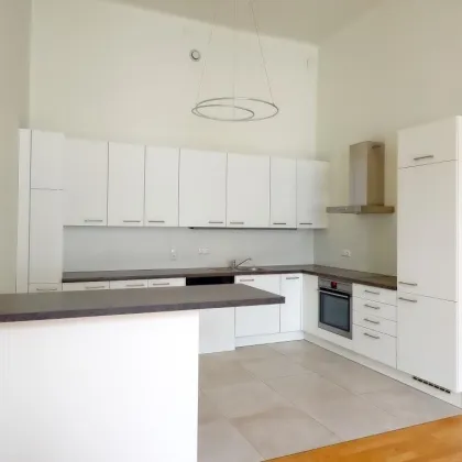 Büro im Altbau mit Lift in Top-Lage - Gartenbenützung - Bild 3