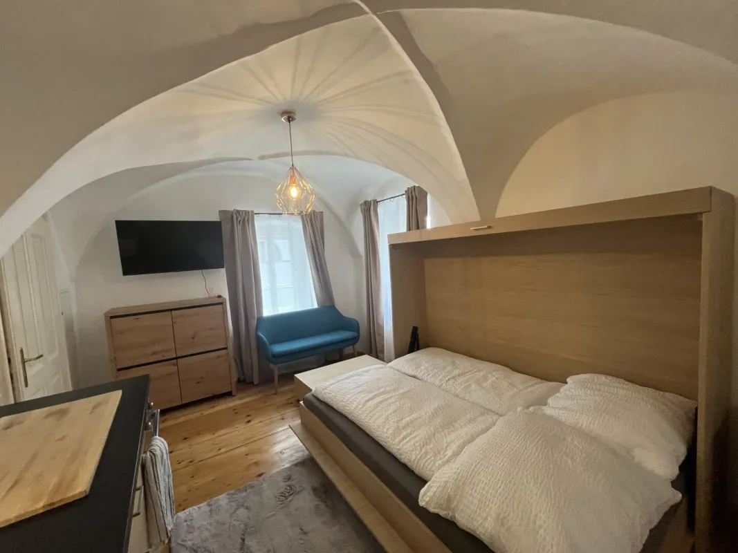 Charmante Altstadt-Garçonnière - in bester Altstadtlage - Bild 1