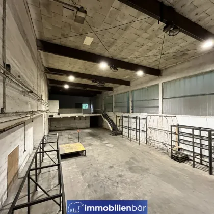 Große Lagerhalle mit Büro in Betriebsbaugebiet – mit Genehmigung für „Schlosserei“, Nähe Wels - Bild 2