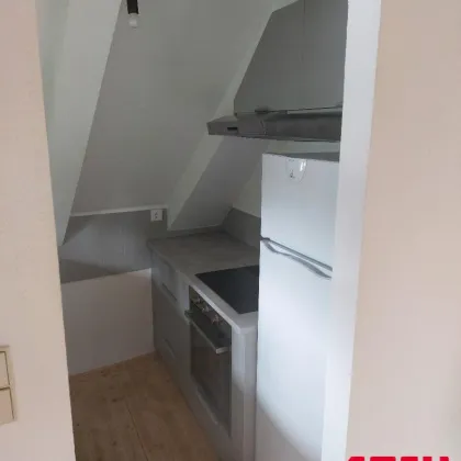 Stilvoll wohnen im denkmalgeschützten Altbau mit Garten - Bild 2