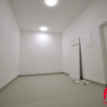 GENUG PLATZ FÜR ALL IHRE SACHEN - LAGERRAUM IN WAXENBERG ZU VERMIETEN - Bild 2