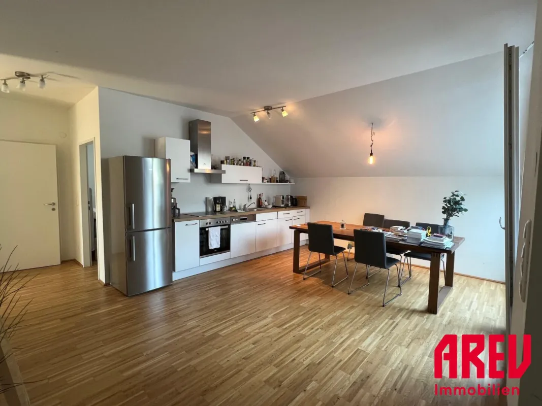 TOLLE WOHNUNG INKL. MÖBLIERTER KÜCHE UND TERRASSE ZUM DURCHATMEN, WG TAUGLICH - TOP 11 - Bild 1