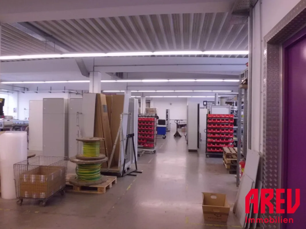 ATTRAKTIVE GEWERBEHALLE IN DER 1. ETAGE IN LEONDING ZU MIETEN - JETZT ZUGREIFEN - Bild 1