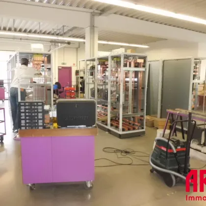 ATTRAKTIVE GEWERBEHALLE IN DER 1. ETAGE IN LEONDING ZU MIETEN - JETZT ZUGREIFEN - Bild 3