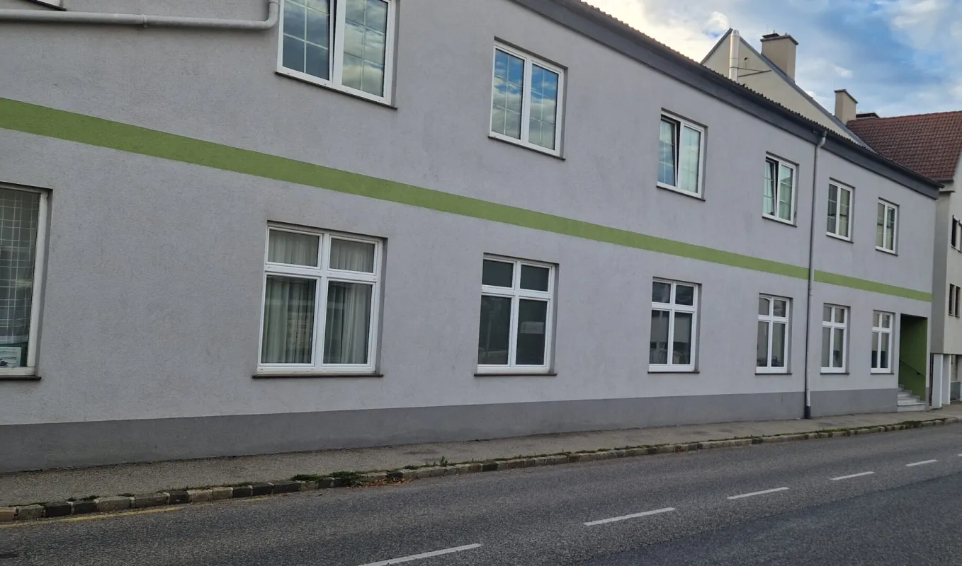 Attraktive Gewerbefläche im Erdgeschoß—vielseitig nutzbar und erweiterbar - Bild 1