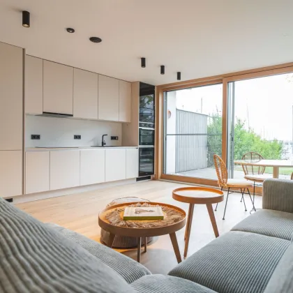 Premium Bungalow in Weiden am See mit Garten und Bootsanleger - Bild 3