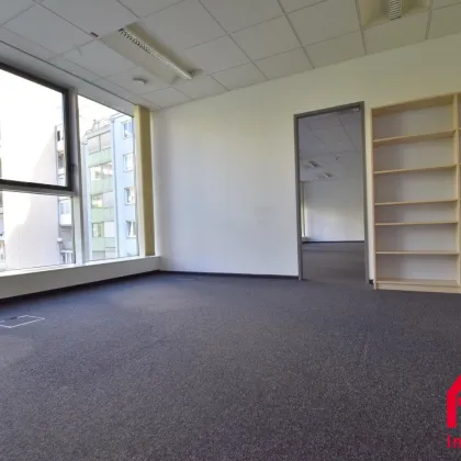 TOP BÜROFLÄCHE MIT PARKMÖGLICHKEIT UND IDEALER ANBINDUNGEN - 1.OG - Bild 2