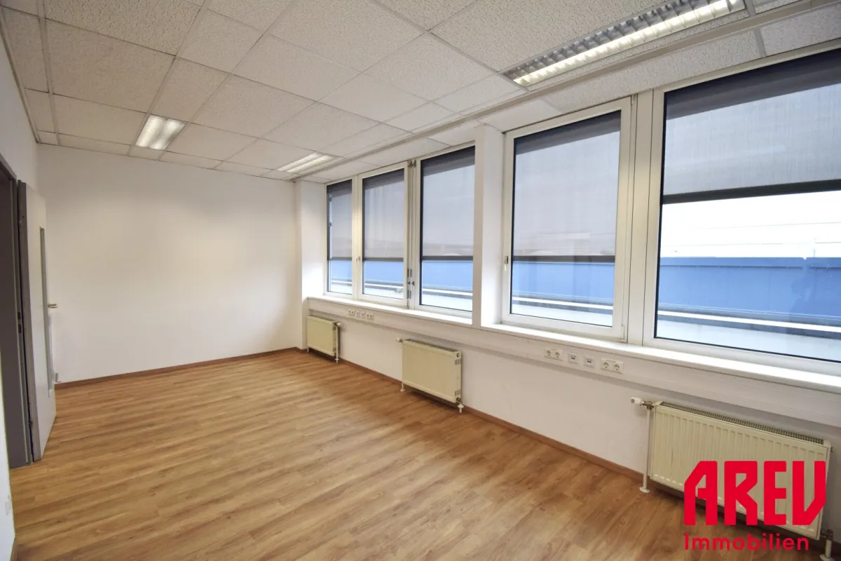 LEONDING - ARBEITEN IN EINEM BÜRO DAS ÜBERZEUGT - B09 - Bild 1