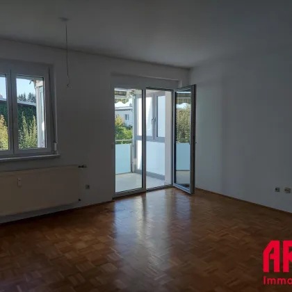 helle 3-Zimmer Mietwohnung mit Balkon - Bild 3