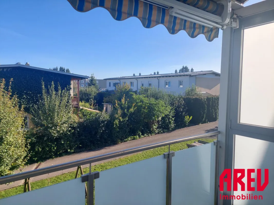 helle 3-Zimmer Mietwohnung mit Balkon - Bild 1