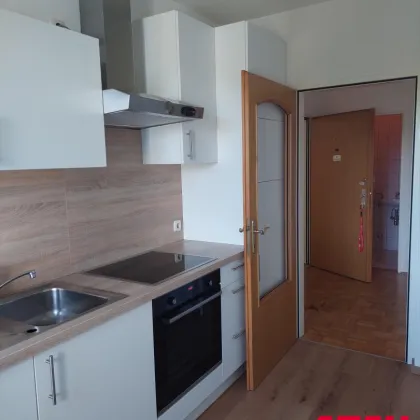 helle 3-Zimmer Mietwohnung mit Balkon - Bild 2