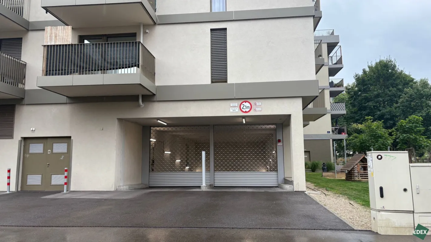 Garagenplatz zur Miete – Ideal für Pendler und Anrainer - Bild 1