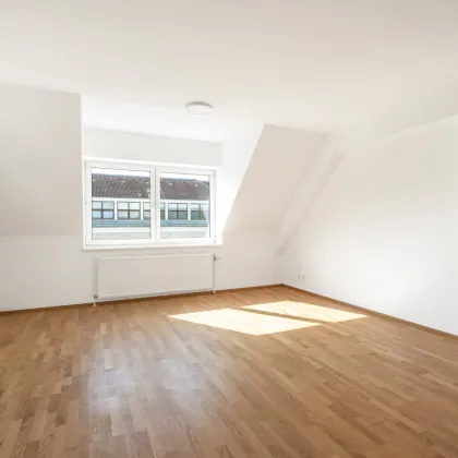 TOP ANGEBOT! 4-Zi.-DG-Wohnung im 16. Bezirk! inkl. 2 Stellplätzen! - Bild 3