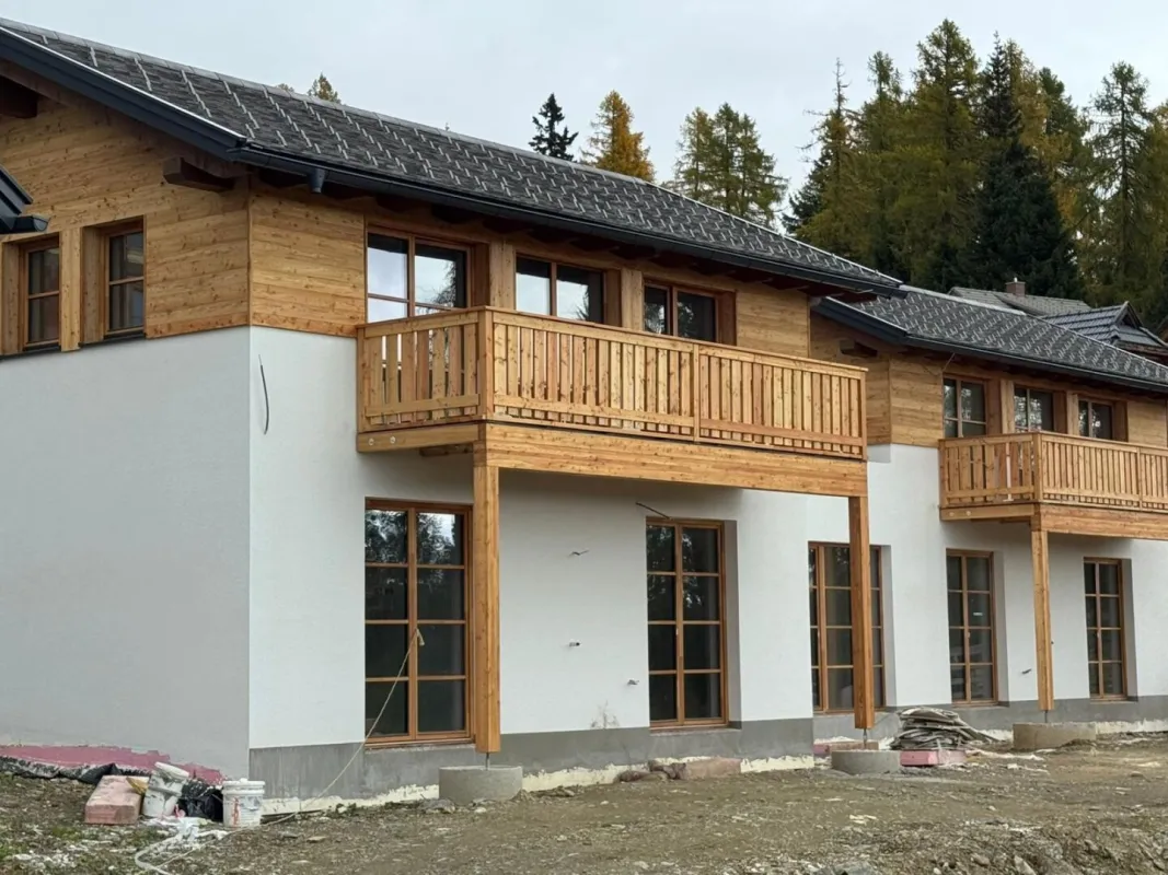 FERIENIMMOBILIE / Kärnten - Hochrindl! Traumhafte Chalets mit herrlichem Blick über das Kärntner Land. - Bild 1