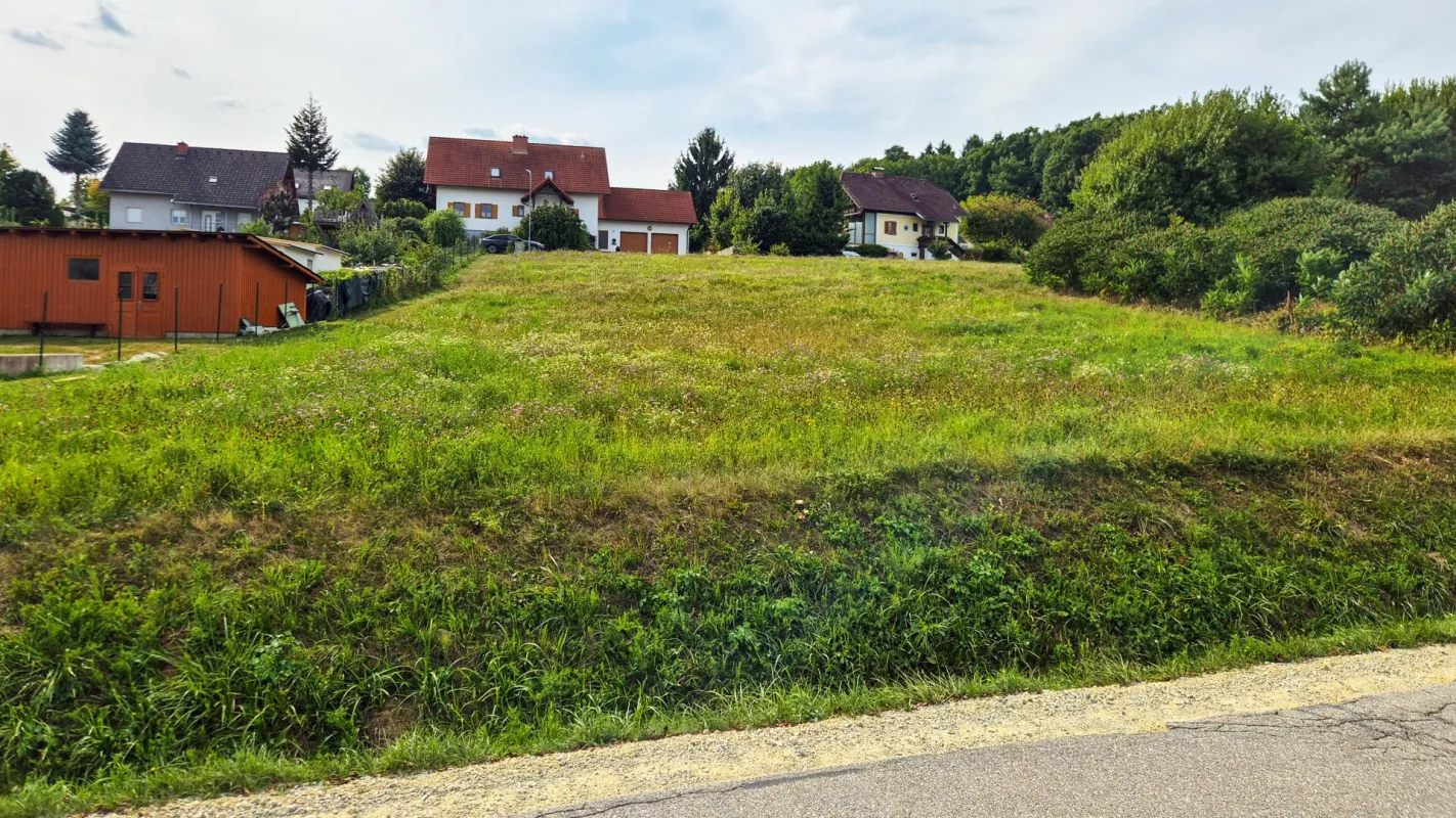 1000 m² Baugrundstück in Neudau – Idyllische Lage mit Top-Infrastruktur - Bild 1