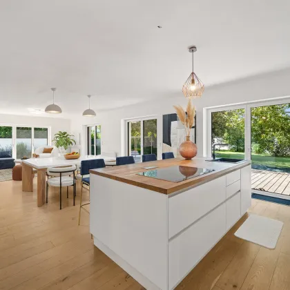 Traumhaus auf höchstem Niveau für ein oder zwei Familien im sonnigen Burgenland, mit Potential zur Pferdehaltung - Bild 3