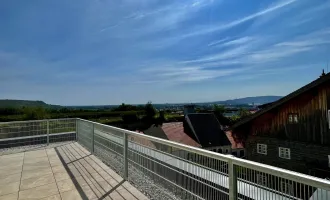 Erstbezug Mini Penthouse mit großer Terrasse und wunderschönem Ausblick