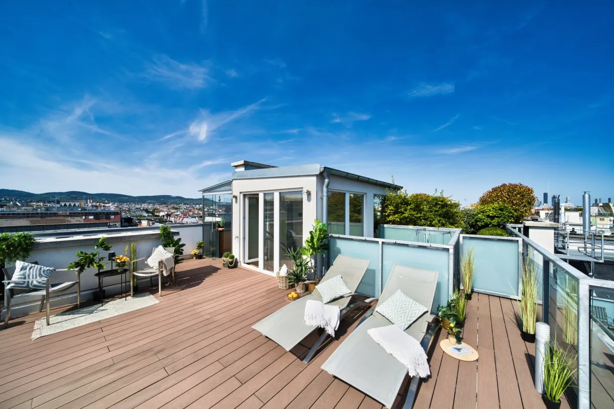 Next to 1st District I  VIT VIENNA  -  Penthouse with 3 terraces - between Ringstrasse and Votivpark - Bild 1