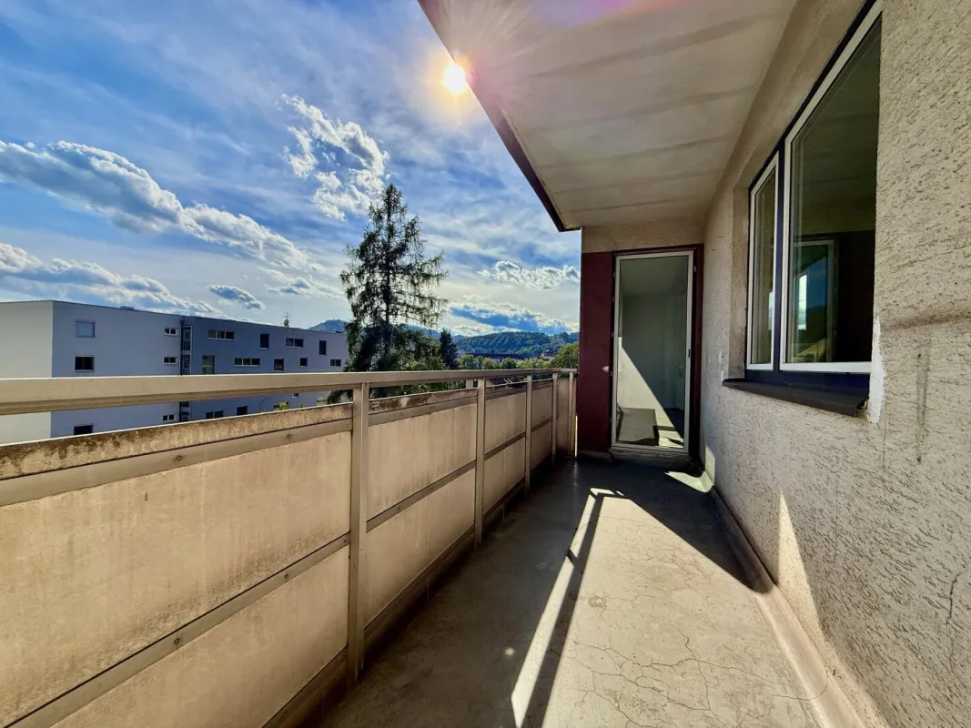 DIREKT AN DER MUR I  ABSOLUTE RUHELAGE I PROVISIONSFREI I EINBAUKÜCHE I LOGGIA I ZENTRAL I AB SOFORT I PROJEKT WOHNEN I - Bild 1