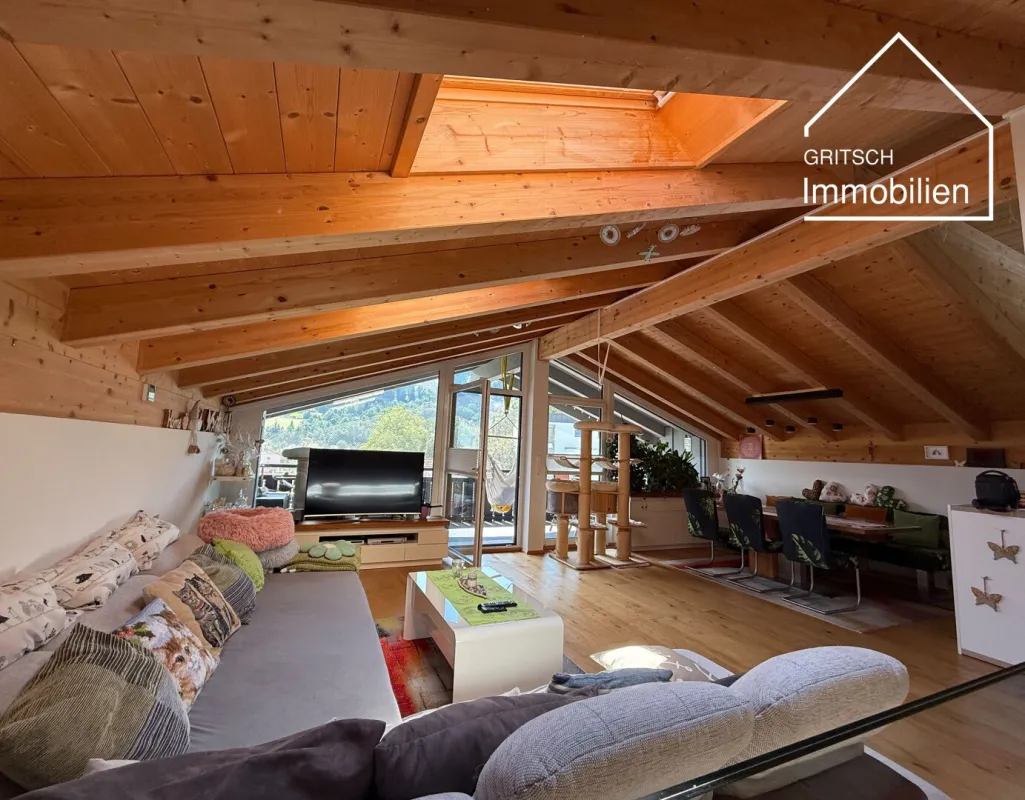 HALL - Exklusive Maisonette - Dachgeschosswohnung mit Südterrasse - Bild 1