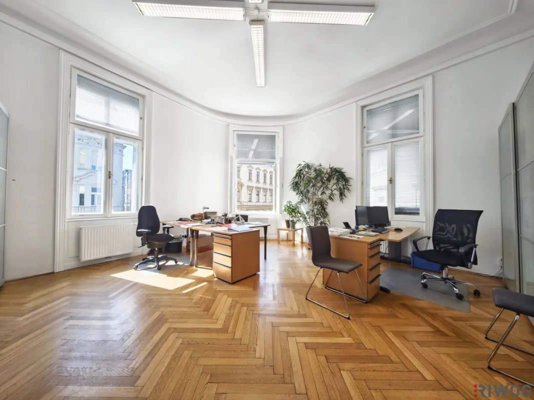 Topsaniertes Stilaltbaubüro in Naschmarktnähe | sehr hell | 154m² mit 4 bis 5 Zimmern | Luftwärmepumpe - Bild 1