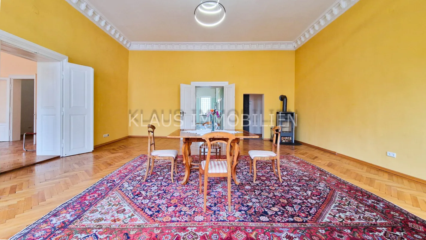 Wohnen in einer bezaubernden denkmalgeschützten Stadtwohnung - Bild 1