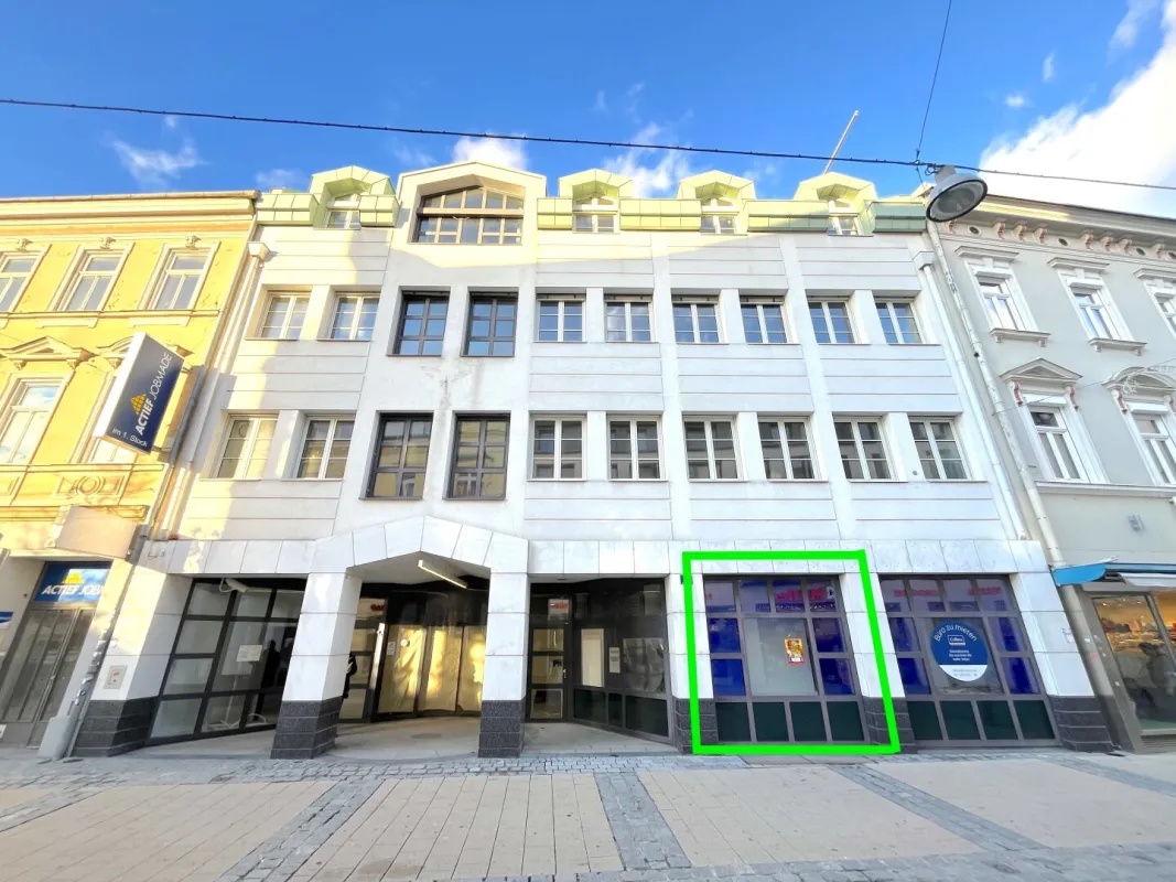 Gassenlokal in ausgezeichneter Frequenzlage mitten in der St. Pöltner Fußgängerzone - Bild 1