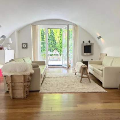 Bestlage Grinzing! Außergewöhnliche 3-Zimmer-Wohnung mit südseitigem Eigengarten in historischem Winzerhaus aus dem 16. Jahrhundert - Bild 2