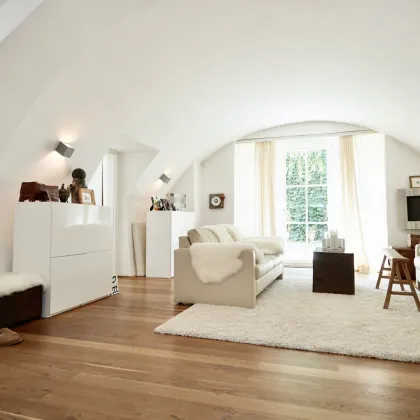 Bestlage Grinzing! Außergewöhnliche 3-Zimmer-Wohnung mit südseitigem Eigengarten in historischem Winzerhaus aus dem 16. Jahrhundert - Bild 3