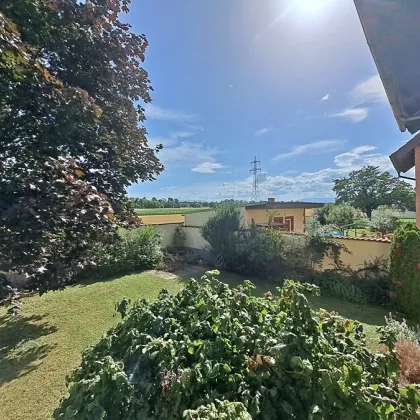 Sonniges Familienhaus - Raumwunder - Nähe Wiener Neustadt in Katzelsdorf - mit schönen Garten, Keller und Garage - Bild 2