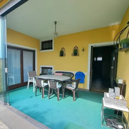 Sonniges Familienhaus - Raumwunder - Nähe Wiener Neustadt in Katzelsdorf - mit schönen Garten, Keller und Garage - Bild 3